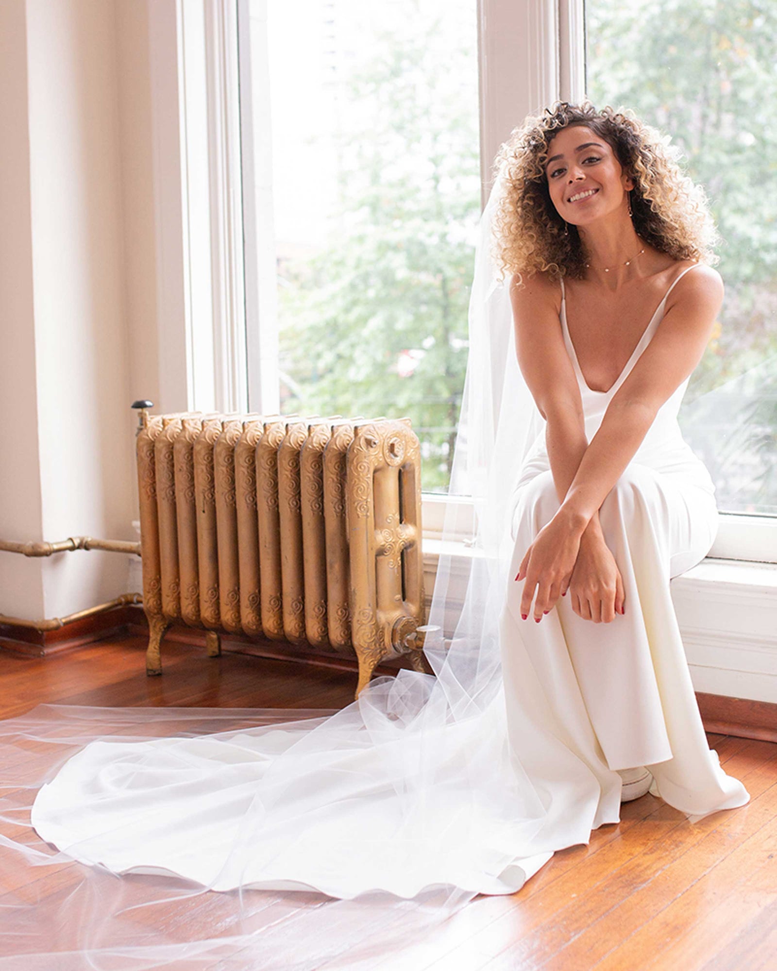 Camellia Beaded Lace Fingertip Veil – Atelier Elise