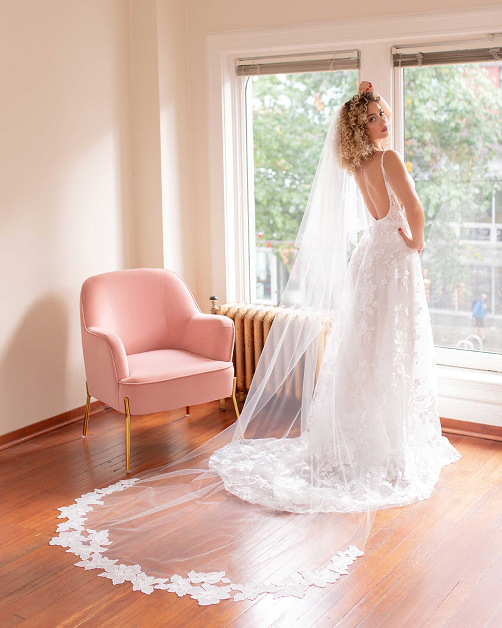 Hibiscus Circular Lace Veil – Atelier Elise